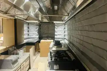 Accordian Automatic fire curtain for malls and commercial buildings